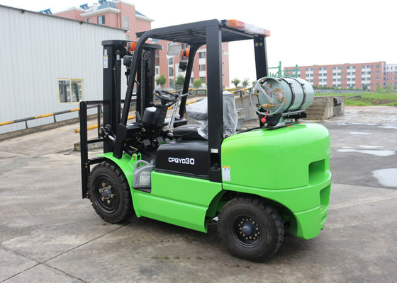 China 3 Ton Airport Ride-on Forklift With 2230MM Min Turning Radius 2500 kg Rated Capacity supplier
