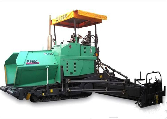 4 Tons Hopper Capacity Asphalt Paver Machine , Deutz 140KW Diesel Asphalt Paving Equipment