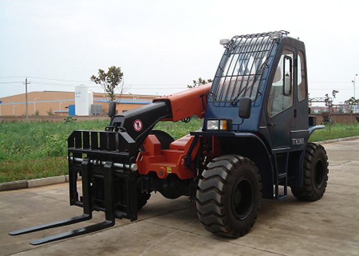 12500KG Operating Weight Telescoping Boom Forklift 5 Ton 10M Extended