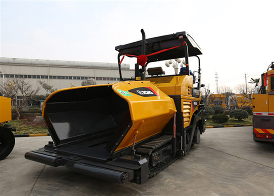 China 162KW Shangchai Diesel Engine Concrete / Asphalt Paver Machine 15 Tons Hopper Capacity supplier