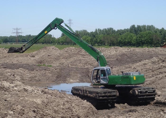 China Heavy Equipment Excavator , 32 ton 0.8 CBM Bucket Hydraulic Amphibious Dredge Excavator supplier