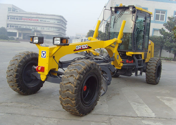 China Ground Leveling Earthmoving Motor Grader Machine GR100 With 350KPa Tire Inflation Pressure supplier