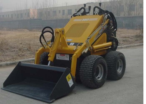 China Rigid Frame Compact Skid Steer Loader , 20 HP Rated Power Small Skid Loader supplier