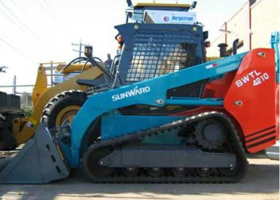 China Crawler SUNWARD Skid Steer Rental with Auto Leveling System ROPS / FOPS supplier