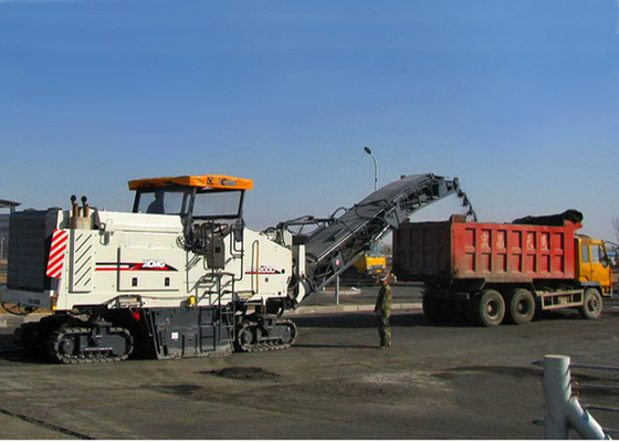 Multi Disc Brake Pavement Grinder Machine , Depth Control Asphalt Concrete Milling Equipment supplier